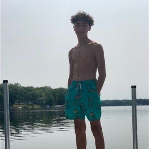 Meet your Posher, Eli